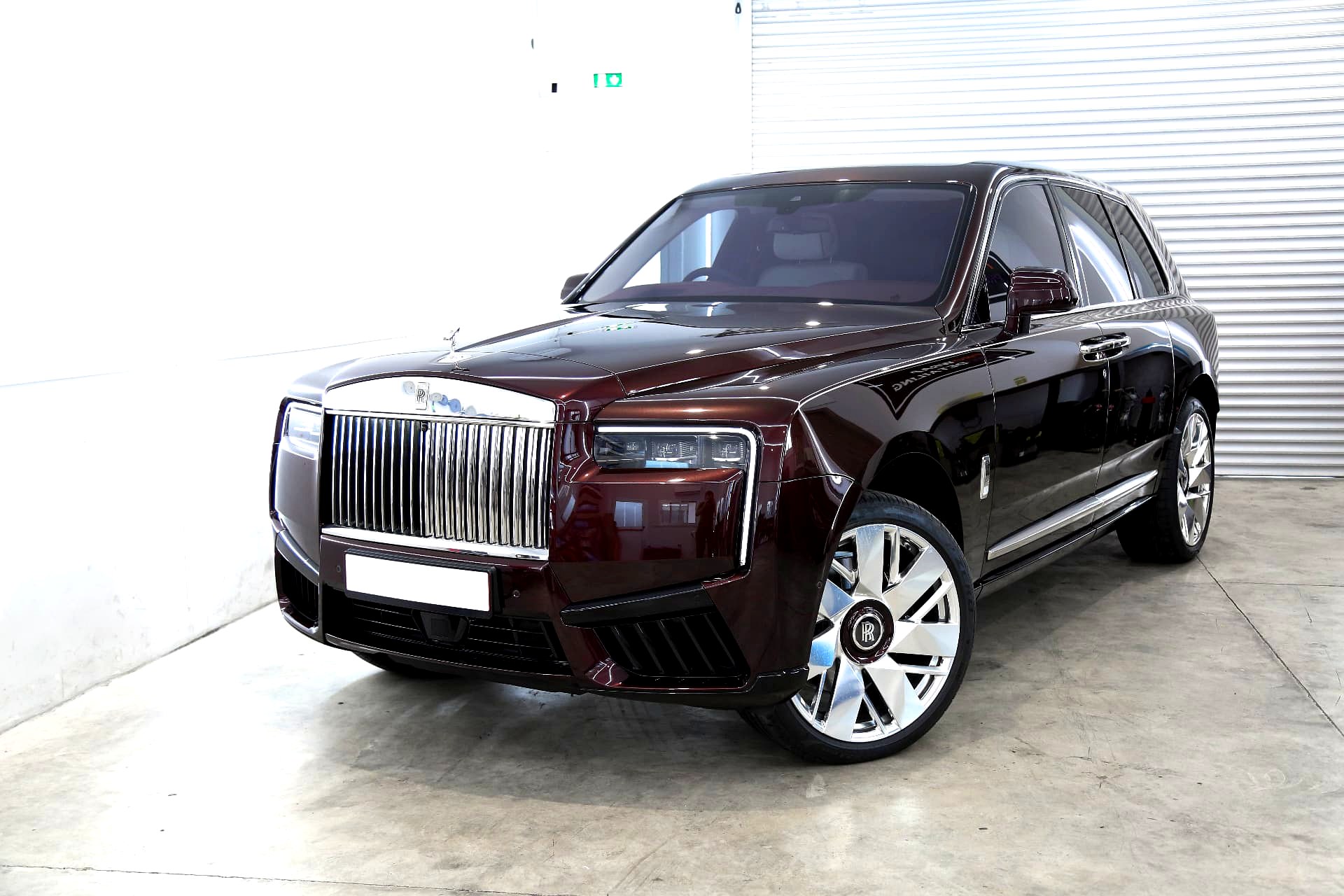 Rolls-Royce Cullinan — Paint correction + ceramic