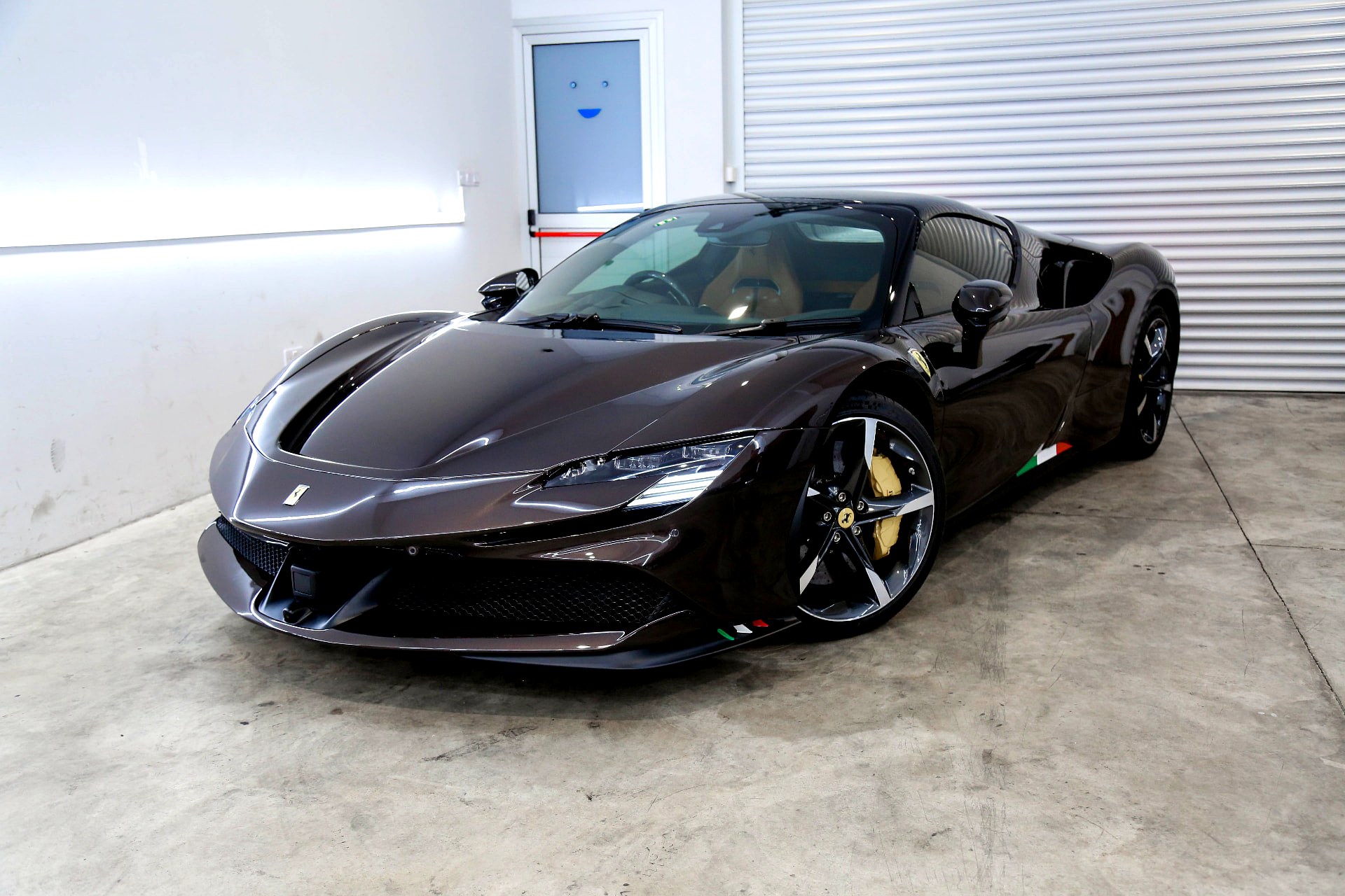 Ferrari SF90 — Dark brown satin wrap